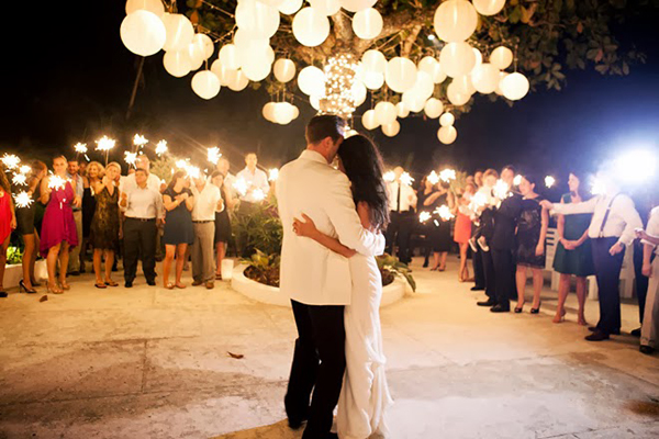 tổ chức đám cưới bãi biển - hình minh họa 8