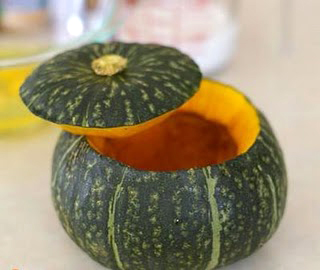 bánh trứng bí ngô Halloween