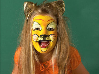 Lion Face Paint ý tưởng vẽ mặt Halloween cho bé - hình minh họa 2