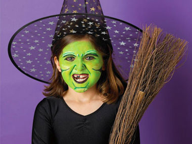 Witch Face Paint ý tưởng vẽ mặt Halloween cho bé - hình minh họa 5