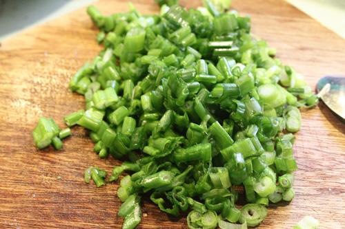 công dụng của hành lá - hình minh họa 2