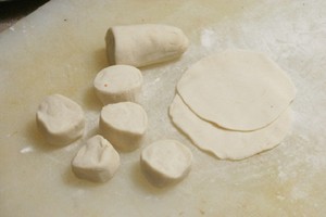 Bánh bao hoa mai đẹp mắt đón xuân về 7