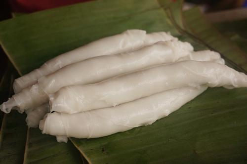 bánh cuốn2 Bánh Cuốn Thiết Trụ - hình minh họa 2