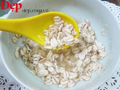 trị mụn lưng bằng yến mạch - hình minh họa 5