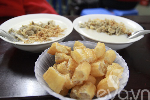 Ấm lòng quán cháo trai ngon ngày trở gió - 1
