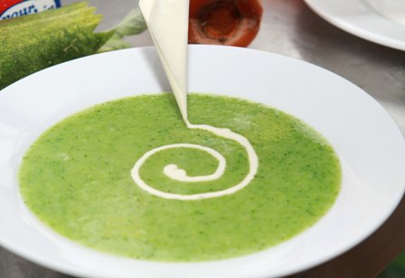Cách Nấu Súp Bông Cải Xanh Sánh - hình minh họa 3