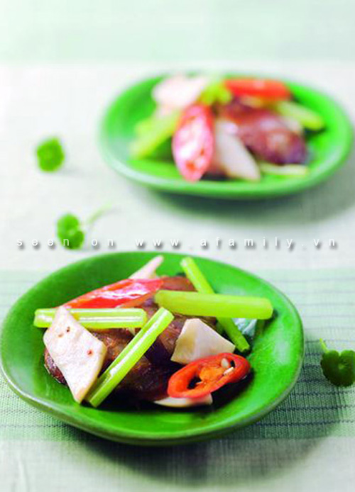 thực phẩm tránh ăn bữa sáng