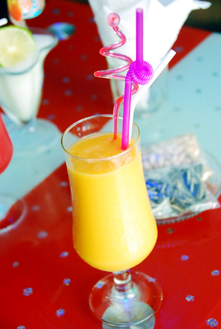 Quán Cà Phê Độc Đáo - hình minh họa 10