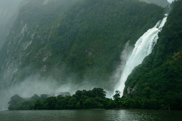 Vẻ đẹp Milford Sound - hình minh họa 11