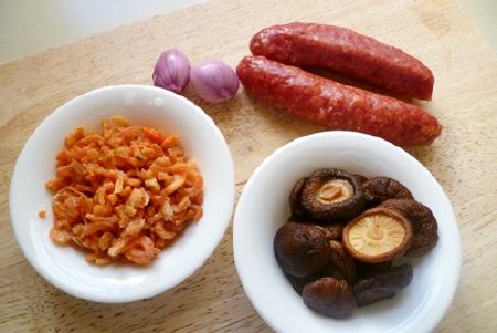 gà nhồi xôi cho bà bầu